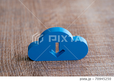 アイコン　模型　クラウド 70945250
