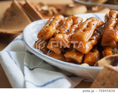 薬と 薬菓 韓菓 70945630