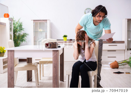 Young couple found their house after burglary robbed by burglars 70947019