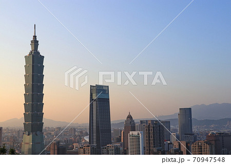 街 都会 都市 70947548