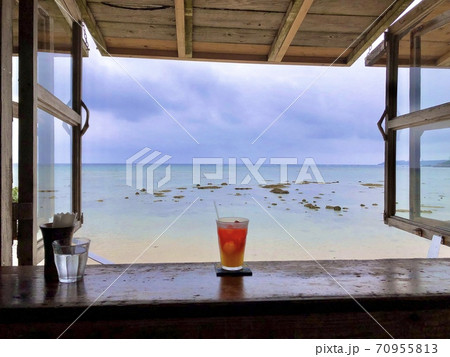 海の見えるカフェ 70955813