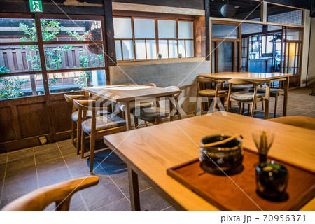 和モダンな暮らし　八女 70956371