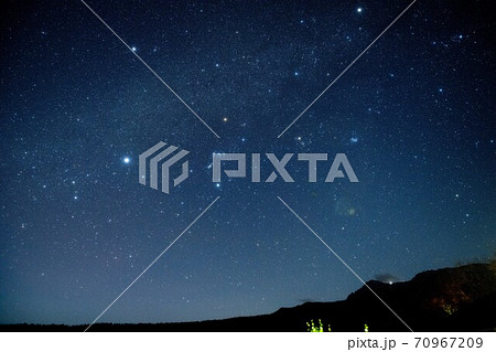 八ヶ岳の冬の代表的な星座のオリオン座やすばる 八ヶ岳の冬の代表的な星座のオリオン座やすばる 70967209
