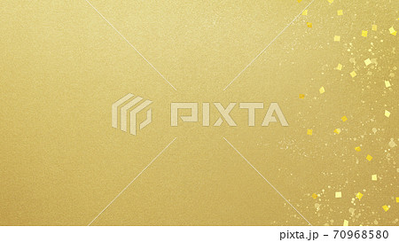 金箔と金粉のシンプルな背景 - 複数のバリエーションがあります 70968580