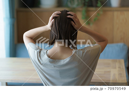 女性 70970549