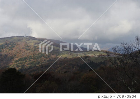 秋の横根高原（方塞山の紅葉） 70970804