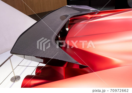 NISSAN CROSSING銀座GT-R50カーボンスポイラー 70972662