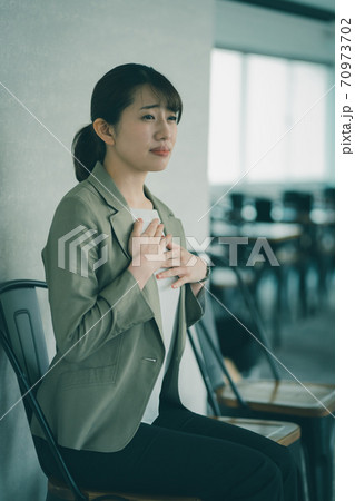 面接前　緊張 70973702