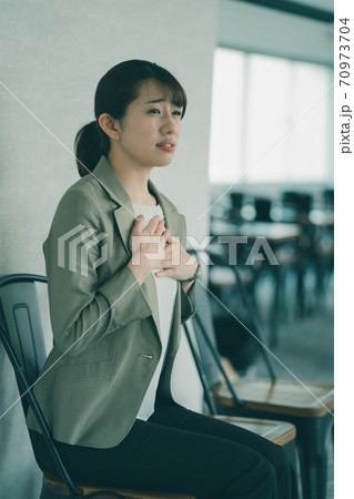 面接前 緊張 面接前 緊張 70973704