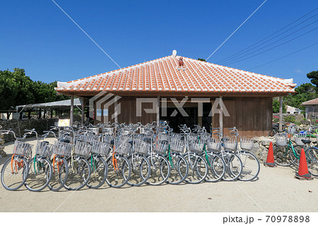 竹富島のレンタサイクル店の外観 竹富島のレンタサイクル店の外観 70978898