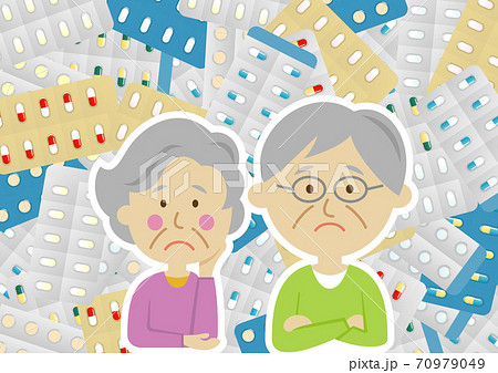大量の薬に悩むシニア女性のイラストイメージ 70979049