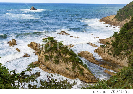 山陰ジオパーク　浦富海岸 70979459