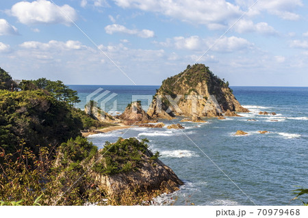 山陰ジオパーク　城原海岸　菜種五島 70979468