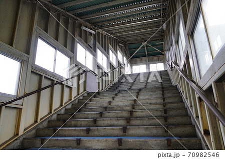 光珠内駅の跨線橋（函館本線） 70982546