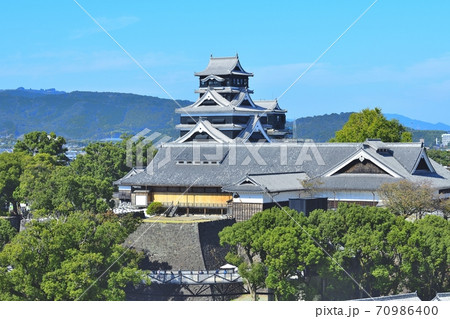 熊本市　復旧進む熊本城 70986400