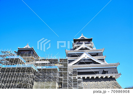 熊本市　復旧進む熊本城 70986908