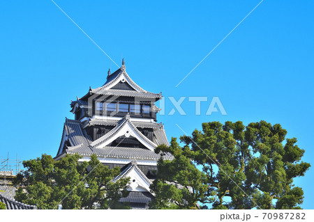 熊本市　復旧進む熊本城 70987282