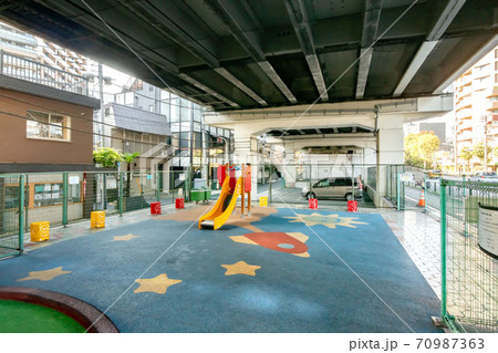 東京都港区白金の奥三光児童遊園 東京都港区白金の奥三光児童遊園 70987363