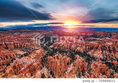 Bryce Canyon National Park, Utah, USA Bryce Canyon National Park, Utah, USA 70989833