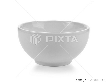 White bowl on white background 71000048
