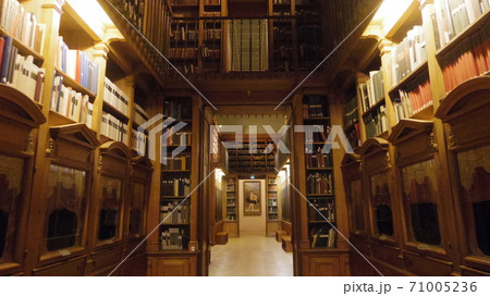 オペラ・ガルニエの図書館 71005236