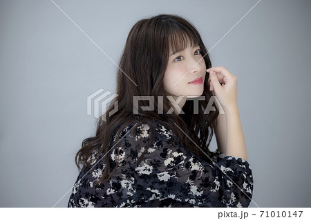 女性 ビューティー ヘアケア 女性 ビューティー ヘアケア 71010147