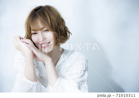 女性　ビューティー　ヘアケア　 71010311