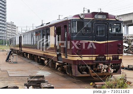 車両工場で解体中のリゾートみのり号 71011162