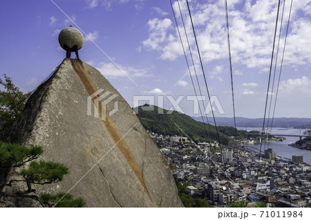 千光寺 玉の岩 広島県尾道市 千光寺 玉の岩 広島県尾道市 71011984