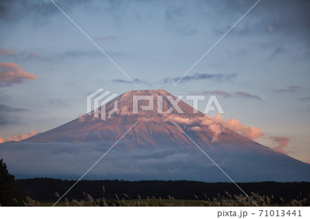 夕焼けの富士山 夕焼けの富士山 71013441