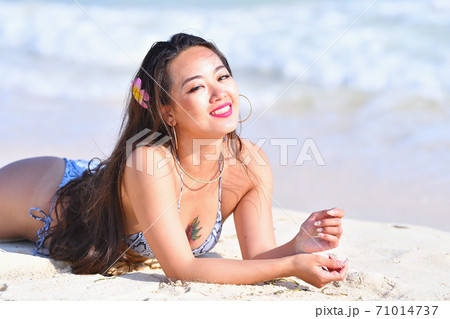 ビキニ女子 ビキニ女子 71014737