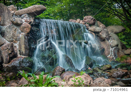 waterfall on the castle Zypendaal waterfall on the castle Zypendaal 71014961