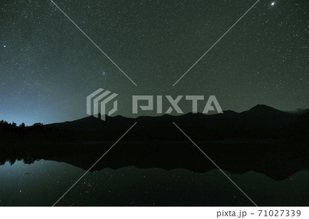 知床五湖の星景(北海道・知床) 知床五湖の星景(北海道・知床) 71027339