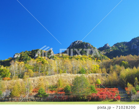 山梨県　瑞牆山　紅葉　10月 71028200