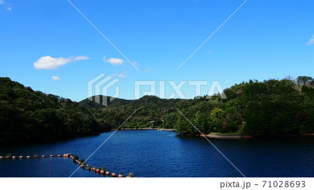 秋の笠間湖 秋の笠間湖 71028693