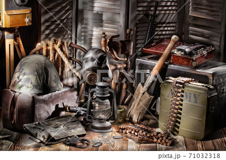 Still Life In Retro Style 71032318