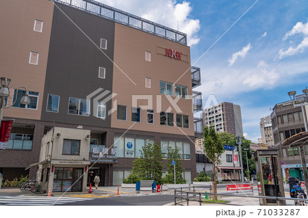駅前風景 板橋駅 駅前風景 板橋駅 71033287