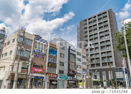 駅前風景 板橋駅 駅前風景 板橋駅 71033288
