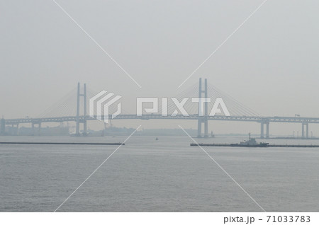横浜港、ベイブリッジ 横浜港、ベイブリッジ 71033783