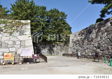 名古屋城本丸東一之門跡 71034631