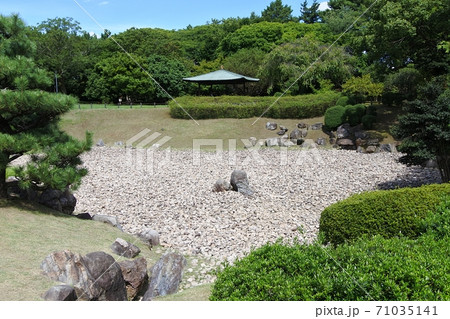 名古屋城二の丸庭園の東庭園 71035141