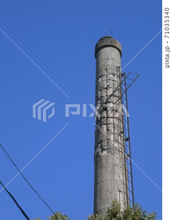 ひとりぼっちの煙突 ひとりぼっちの煙突 71035340