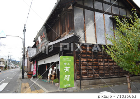 群馬、桐生市の古い家並み 71035663