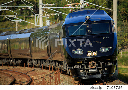 観光列車 「36ぷらす3」（JR九州） 71037864