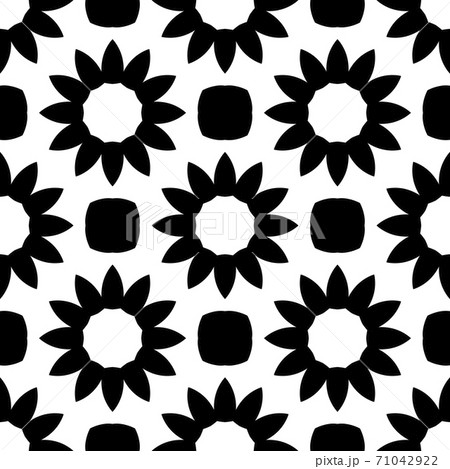 Black and white pattern with simple form, geometric texture, retro, vintage ornament 71042922