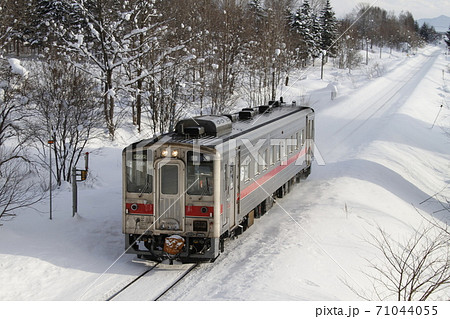 雪の中を駆ける宗谷線 宗谷本線 雪の中を駆ける宗谷線 宗谷本線 71044055