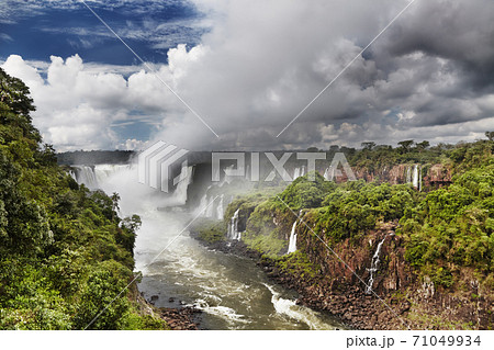 Iguassu Falls, view from Brazilian side 71049934