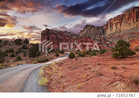 Red rocks of Utah 71052767