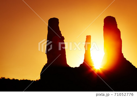 Monument Valley, Arizona, USA Monument Valley, Arizona, USA 71052776
