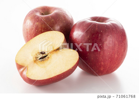 カットした林檎 71061768